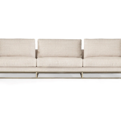 V210-Sofa-Aston-Martin-566587-rel4cf24b3.jpg
